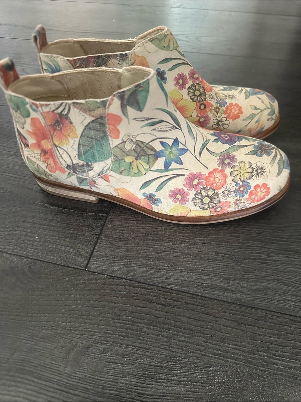 Coolway Felicia Natural Suede Leather Floral Print Ankle Boots Sz 5 Women’s